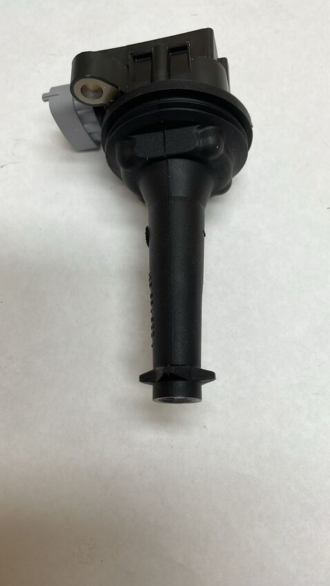 Bosch Ignition Coil For Volvo C30 T5 R-Design LE 2.4L/2.5L B5244S4, B5254T7