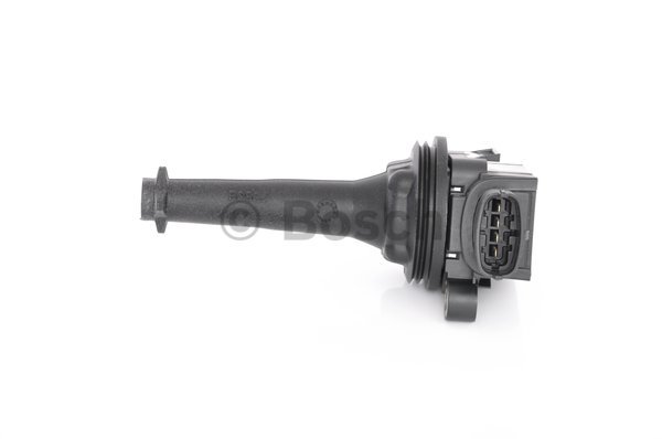 Bosch Ignition Coil For Volvo C70 S60 S70 S80 V70 XC70 XC90 - 0221604008