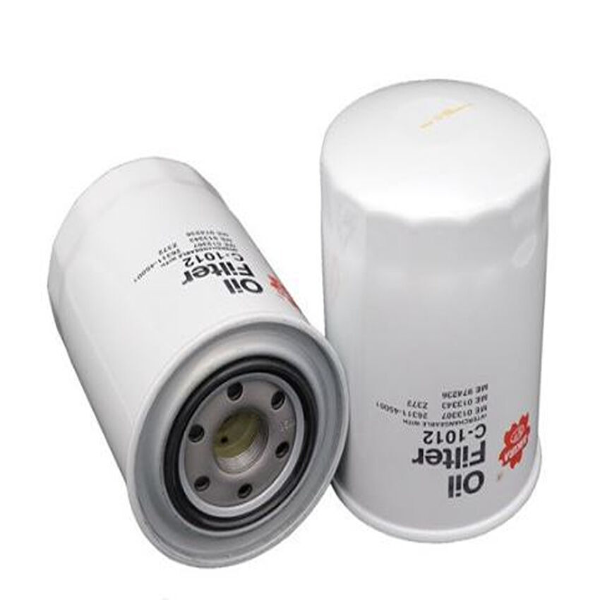 2X Sakura Oil Filter For Mitsubishi Delica 4M40T 2.8L Space Gear 3D Van 8V