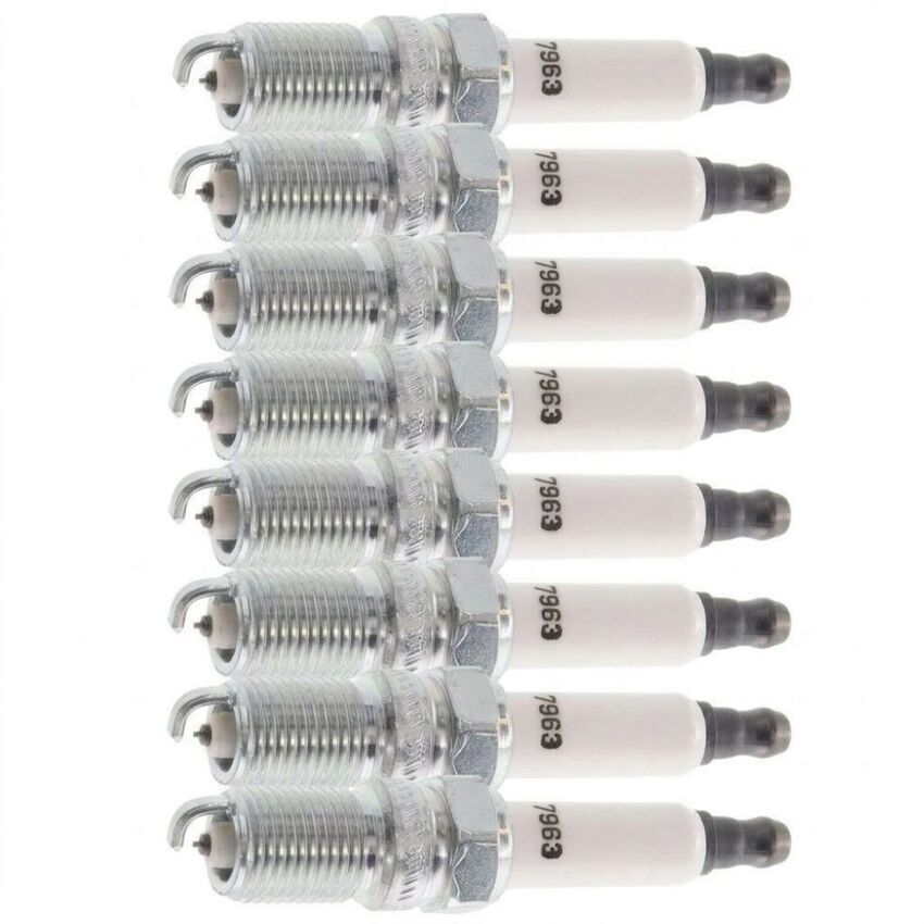 8X Champion Platinum Spark Plug For HSV SV99 VT 5.7L Petrol V8 LS1, 16V