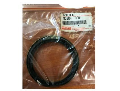 Transfer Case Flange Dust Seal For Toyota Hilux LN106-3L 2.8L 08/88-08/97