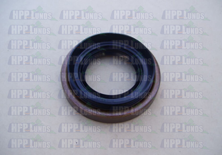 Power Take Off Bearing Retainer Oil Seal For Toyota Landcruiser HJ45-3.6L H Dsl