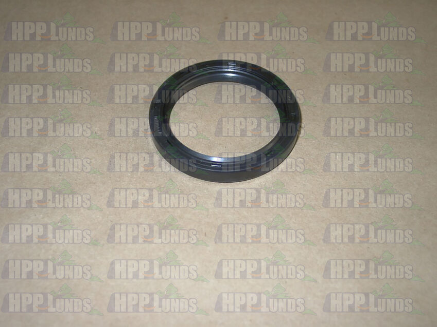 T/Case O/put Shaft Retainer Oil Seal For Toyota Landcruiser HJ60-4.0L 2H