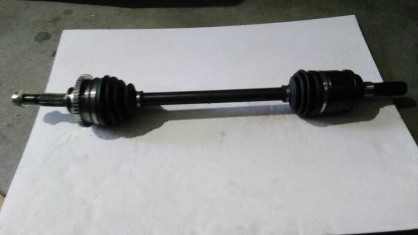 CV Joint Drive Shaft Right Hand For Ford Falcon BA & BF V8 & BA V6 TURBO