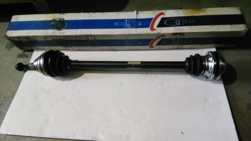 CV Joint Drive Shaft Right Hand For Audi A3 Auto 2004 - 2008