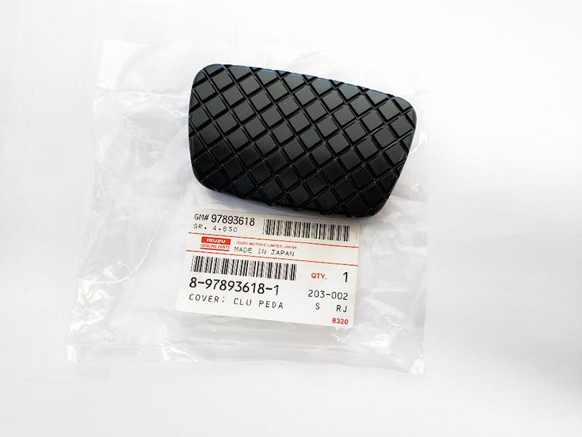 8978936181 8-97893618-1 Clutch Pedal Cover Suitable for ISUZU CXZ81 10PE1
