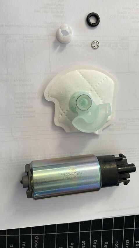 Fuel Pump For Toyota Land Cruiser Prado KDJ155 3.0L 1KDFTV 16V - 001-02
