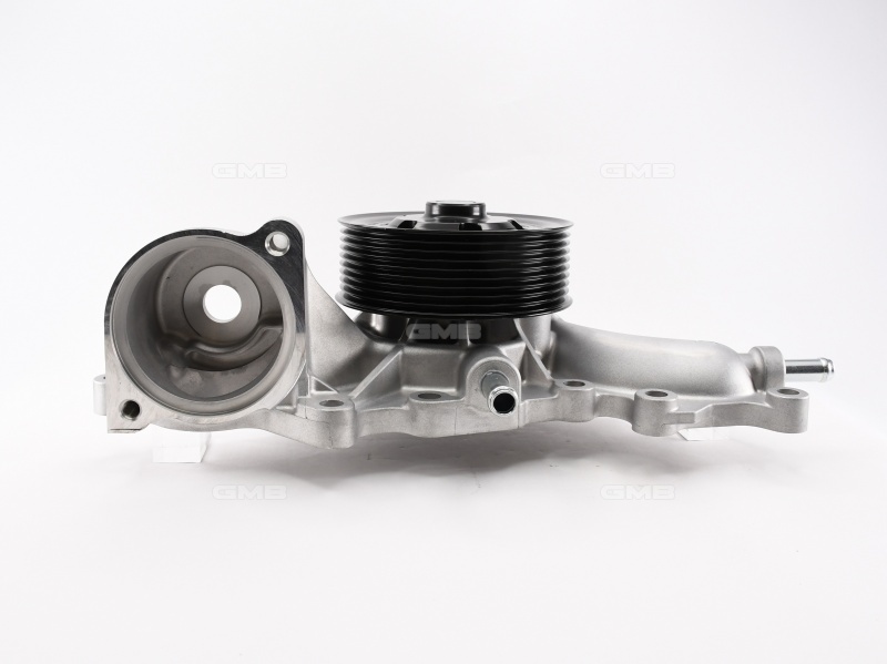 GMB Engine Water Pump For Lexus LX450D VDJ201R 4.5L Diesel V8 1VDFTV