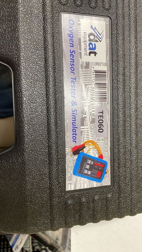 DAT Equipment Oxygen Sensor Tester & Simulator With Wide Compatibilty- TE060
