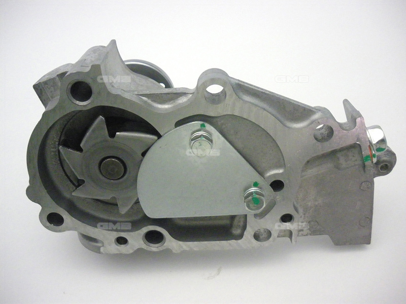 GMB Engine Water Pump For Daihatsu Hijet S200C S200P S210P EFVE 660cc