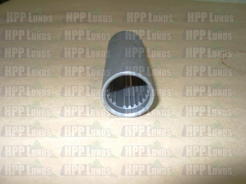 Transfer Case Input Shaft Sleeve Yoke For Toyota Landcruiser HZJ784.2L 1HZ Dsl